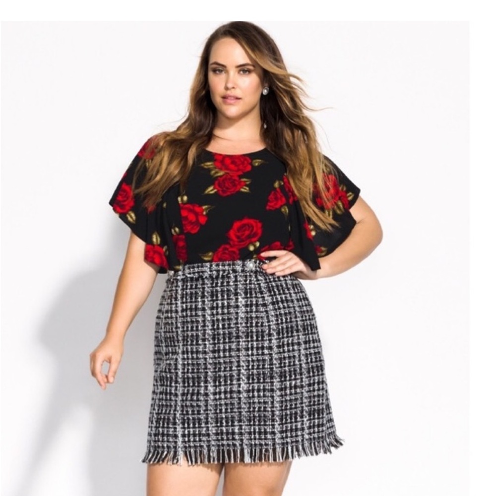 City Chic Mini Boucle Skirt new w tags